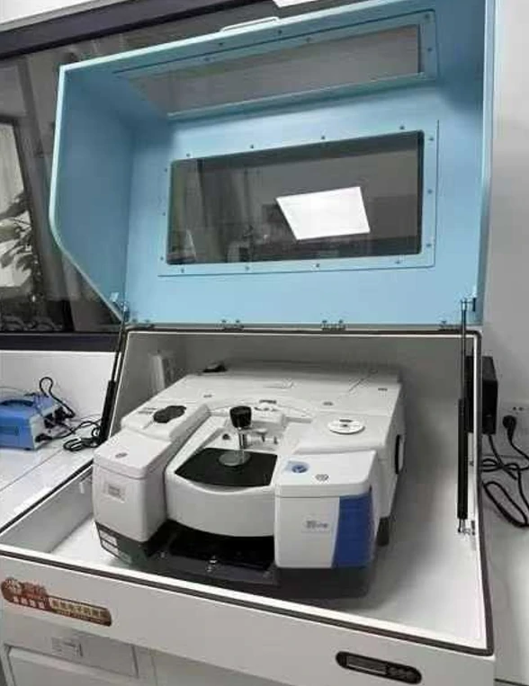Hench implanta el desecador por infrarrojos MRD-300Plus en su laboratorio costero
