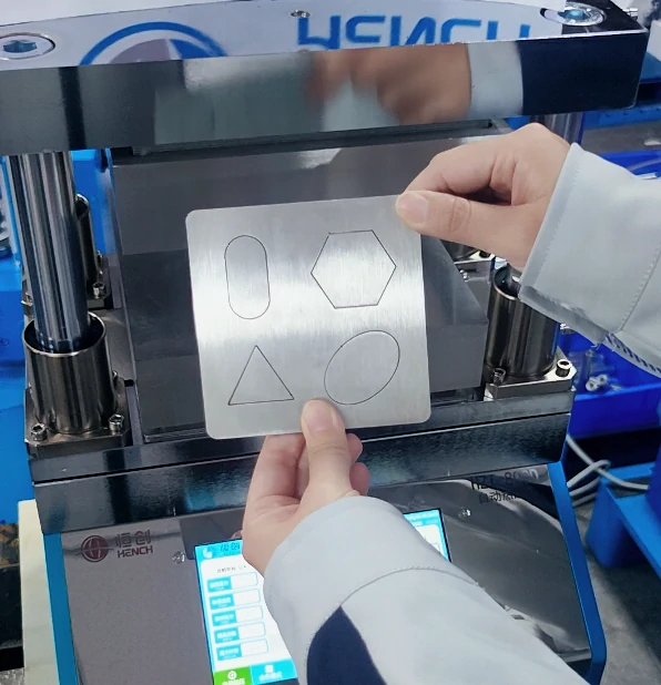 実験室用ホットプレスの応用