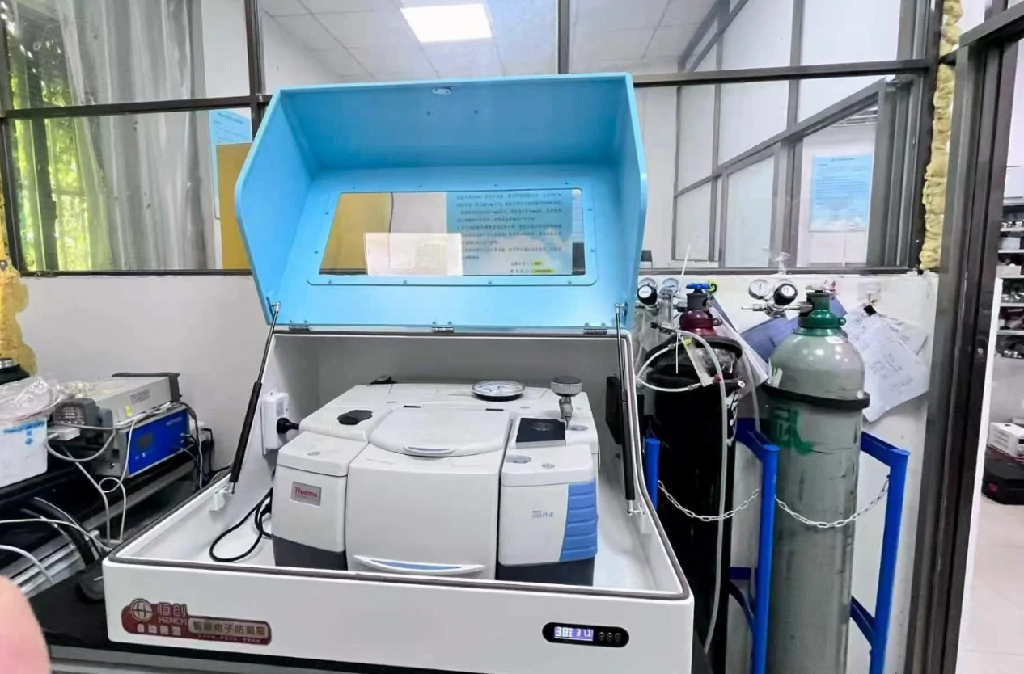 HENCH Infrared Electronic Moisture-proof Cabinet