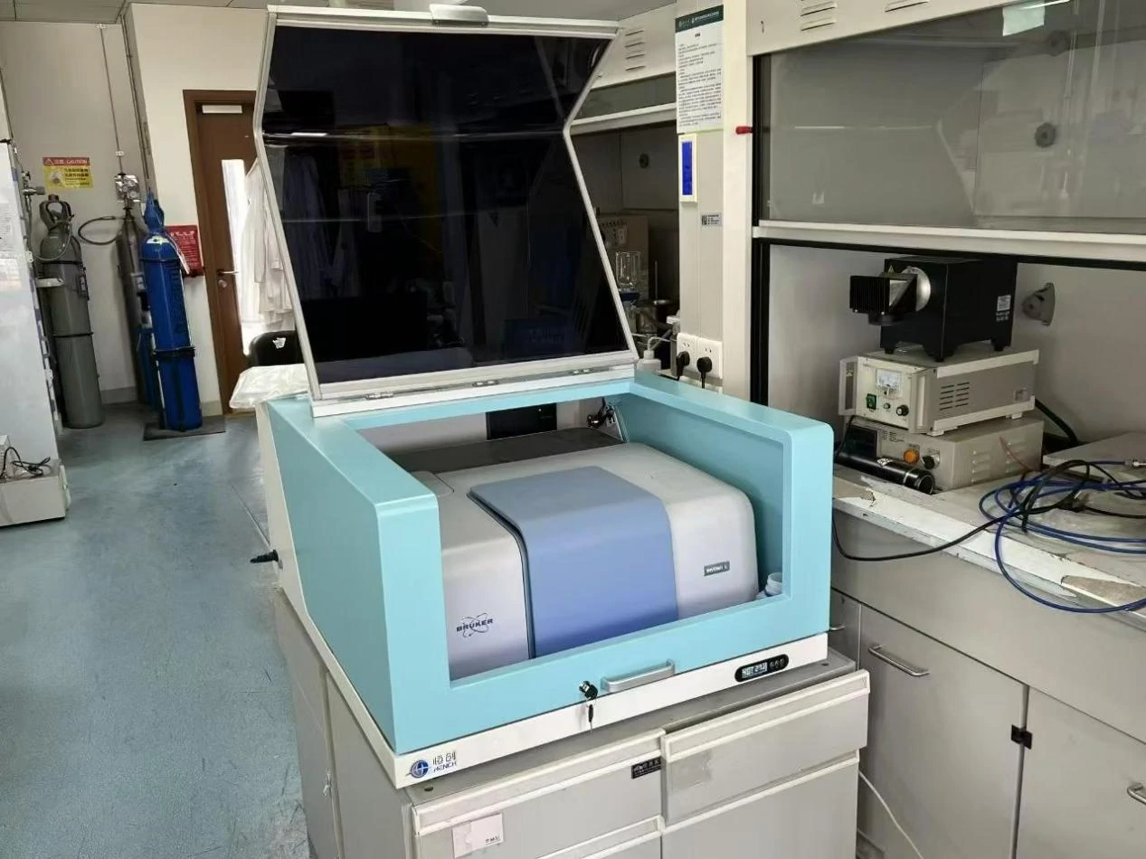 Cabinas de deshumidificación por infrarrojos Hench para espectrómetros FTIR Bruker Cabinas de deshumidificación por infrarrojos Hench para espectrómetros FTIR Bruker