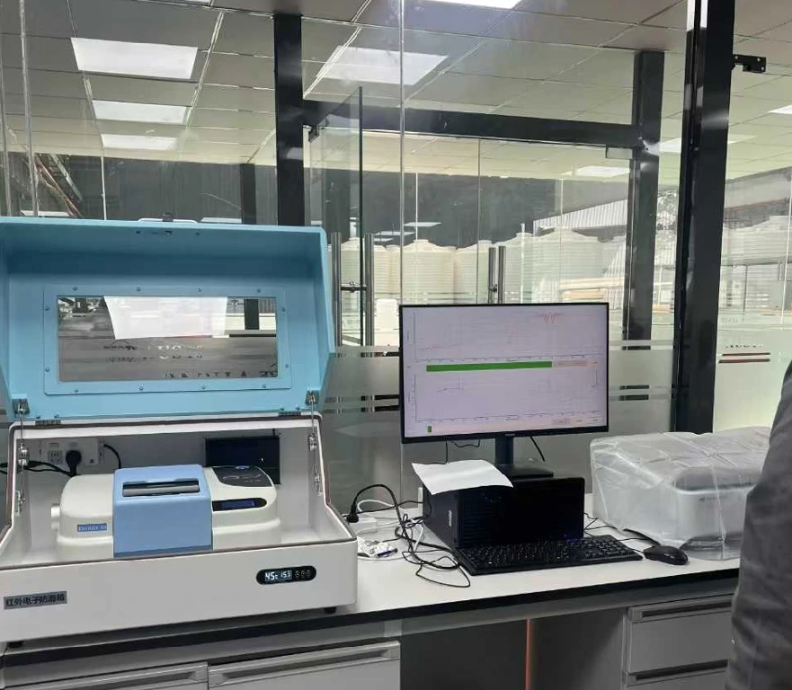 FTIR spectrometer