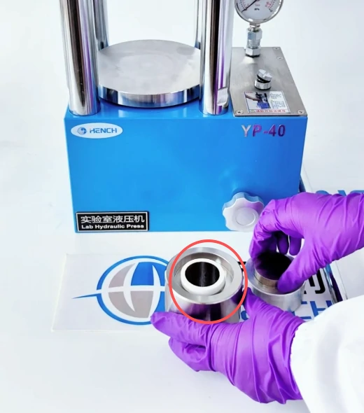 manual pellet press