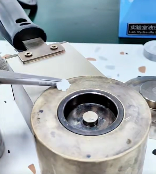 500℃ Circular Heating Mold High-Temperature Sample Preparation to Empower Material Analysis