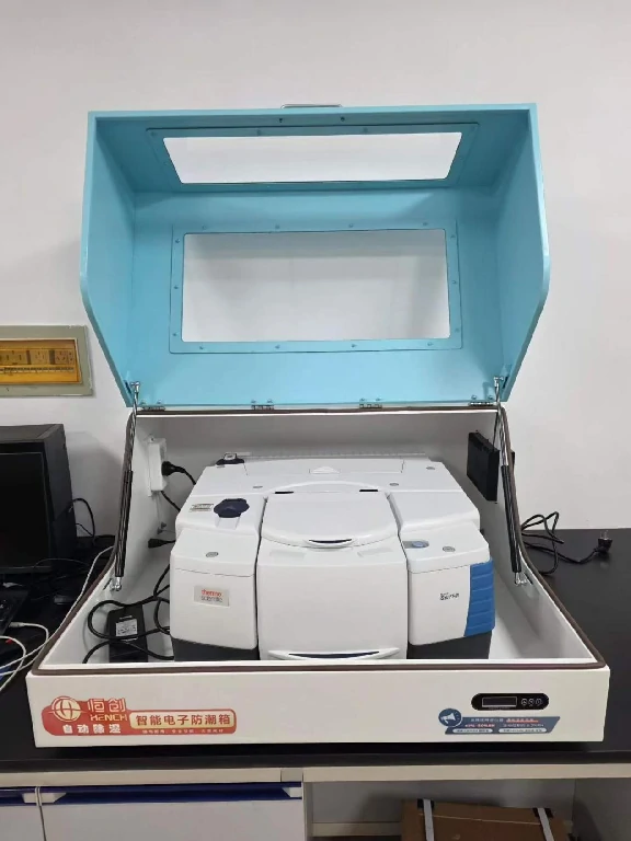 FTIR Spectrometer
